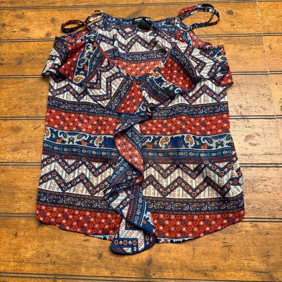 About a girl Los Angeles size Large sheer‎ material - Picture 2 of 3